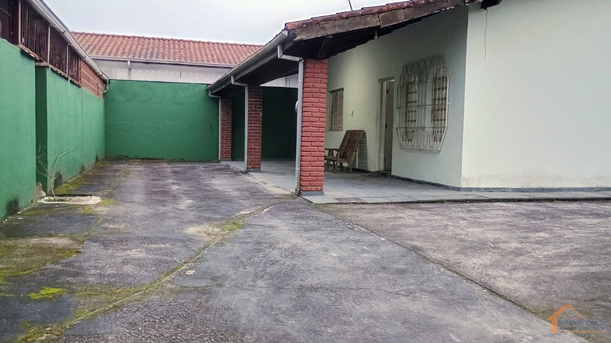 Casa à venda com 4 quartos, 298m² - Foto 6