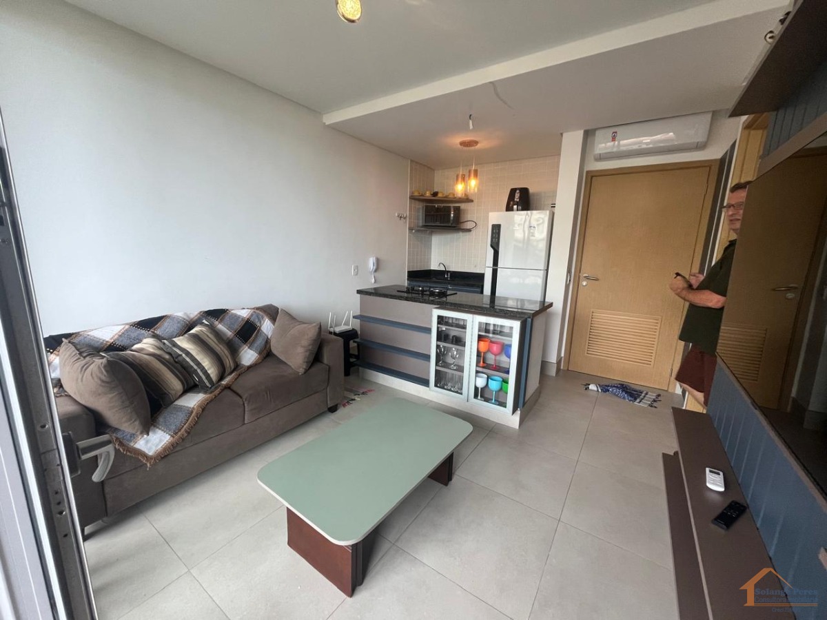 Apartamento à venda com 2 quartos, 62m² - Foto 3