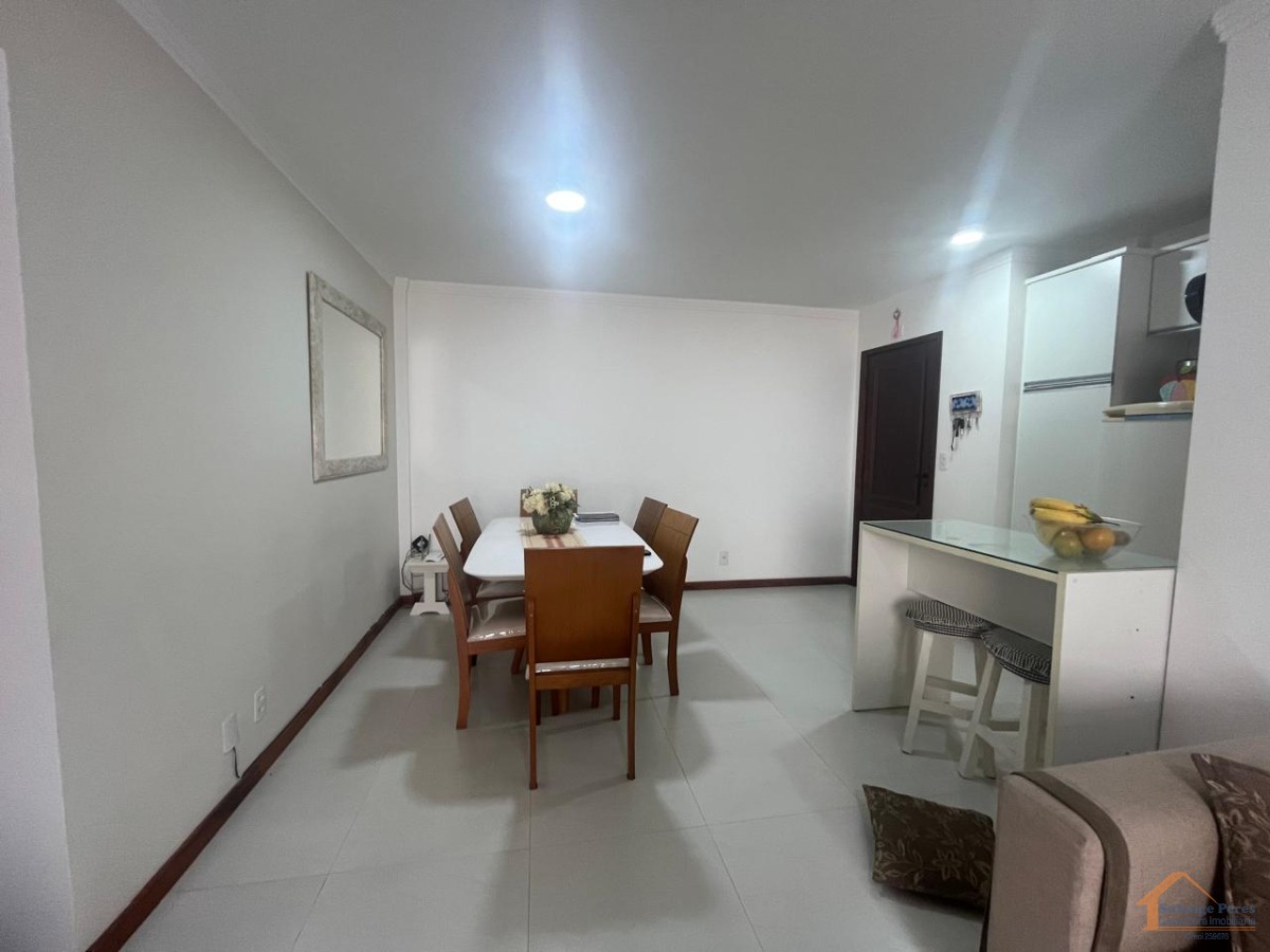 Apartamento à venda com 2 quartos, 66m² - Foto 4