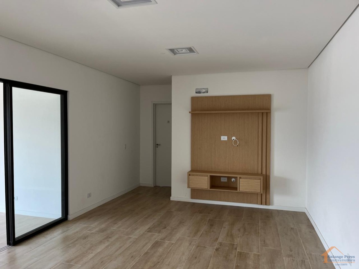 Apartamento para alugar com 3 quartos, 15m² - Foto 2