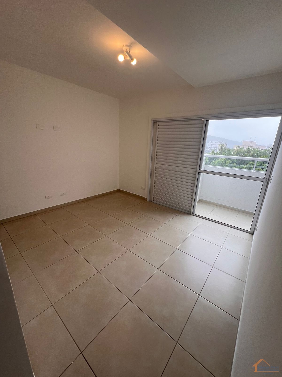 Apartamento para alugar com 2 quartos, 15m² - Foto 4