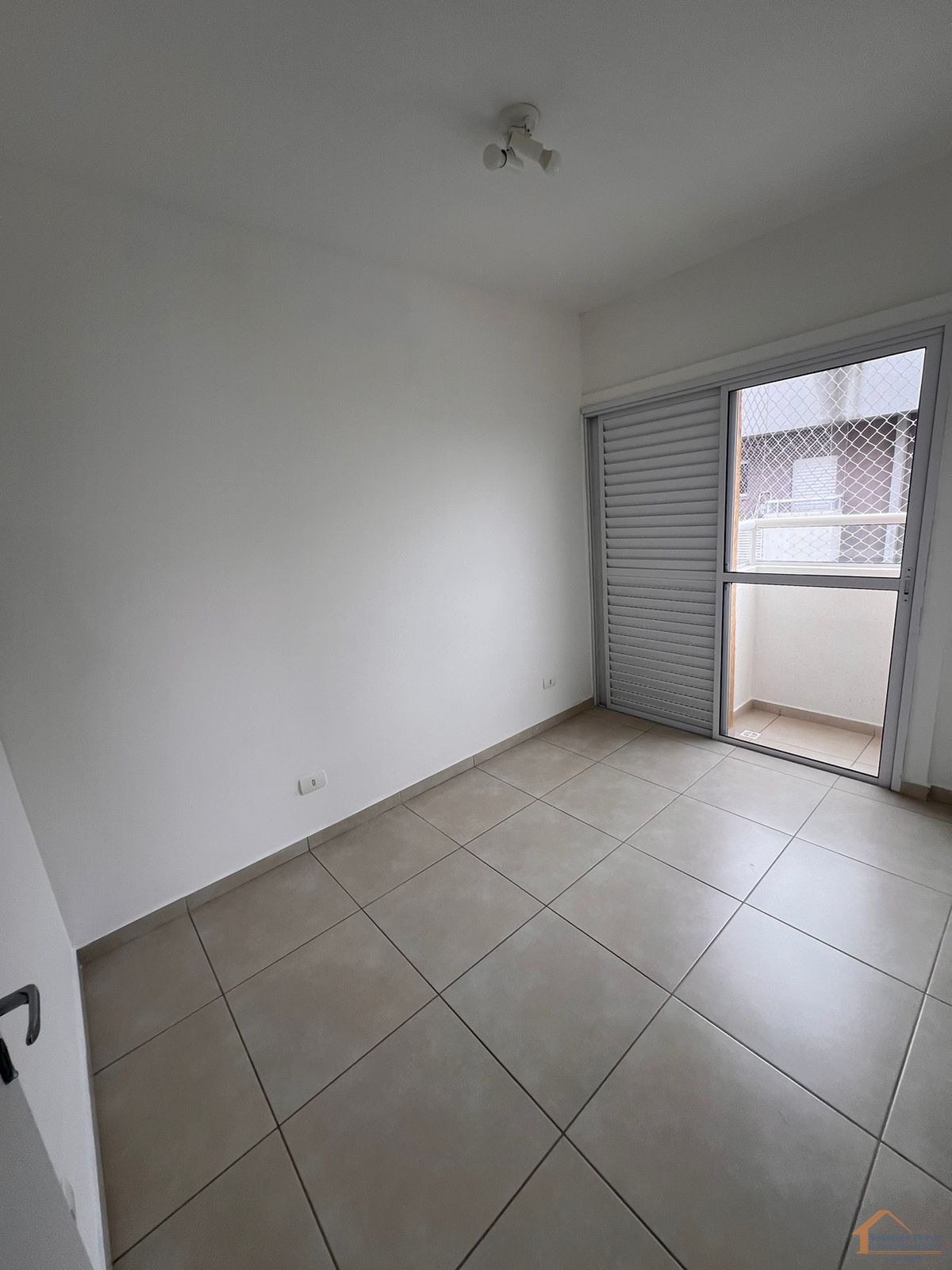 Apartamento para alugar com 2 quartos, 15m² - Foto 11