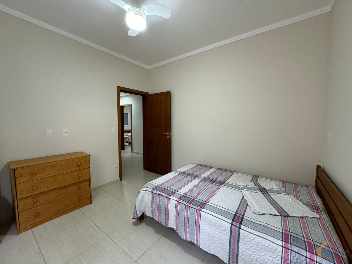 Casa à venda com 3 quartos, 170m² - Foto 10