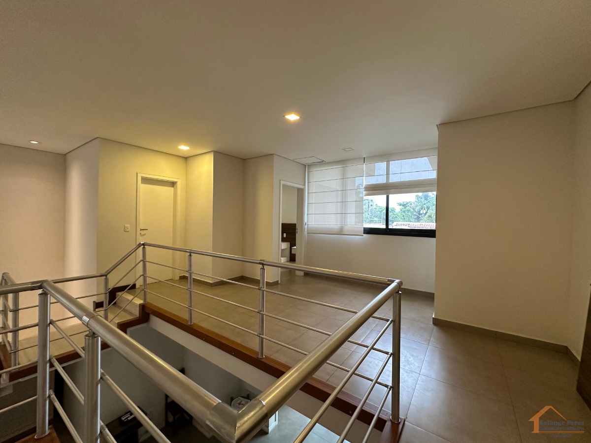 Casa à venda com 5 quartos, 245m² - Foto 13