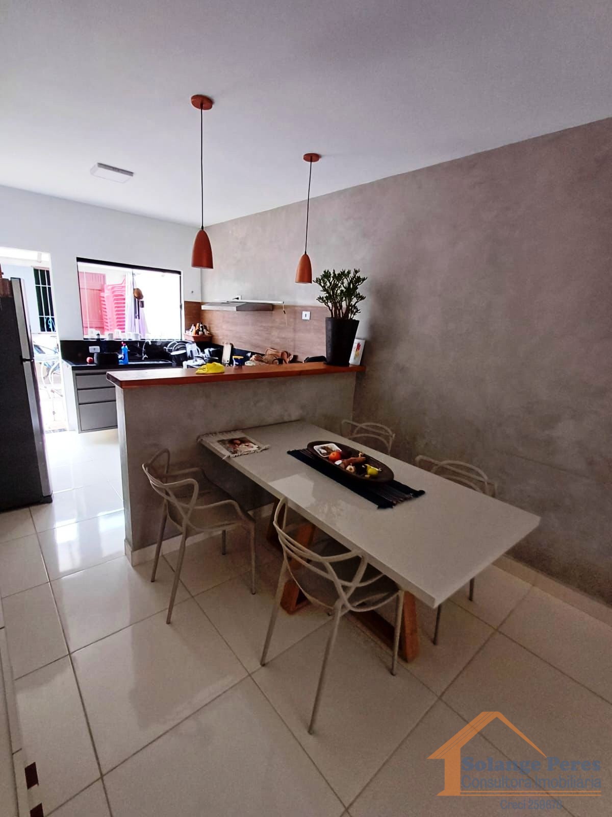 Casa à venda com 2 quartos, 200m² - Foto 4